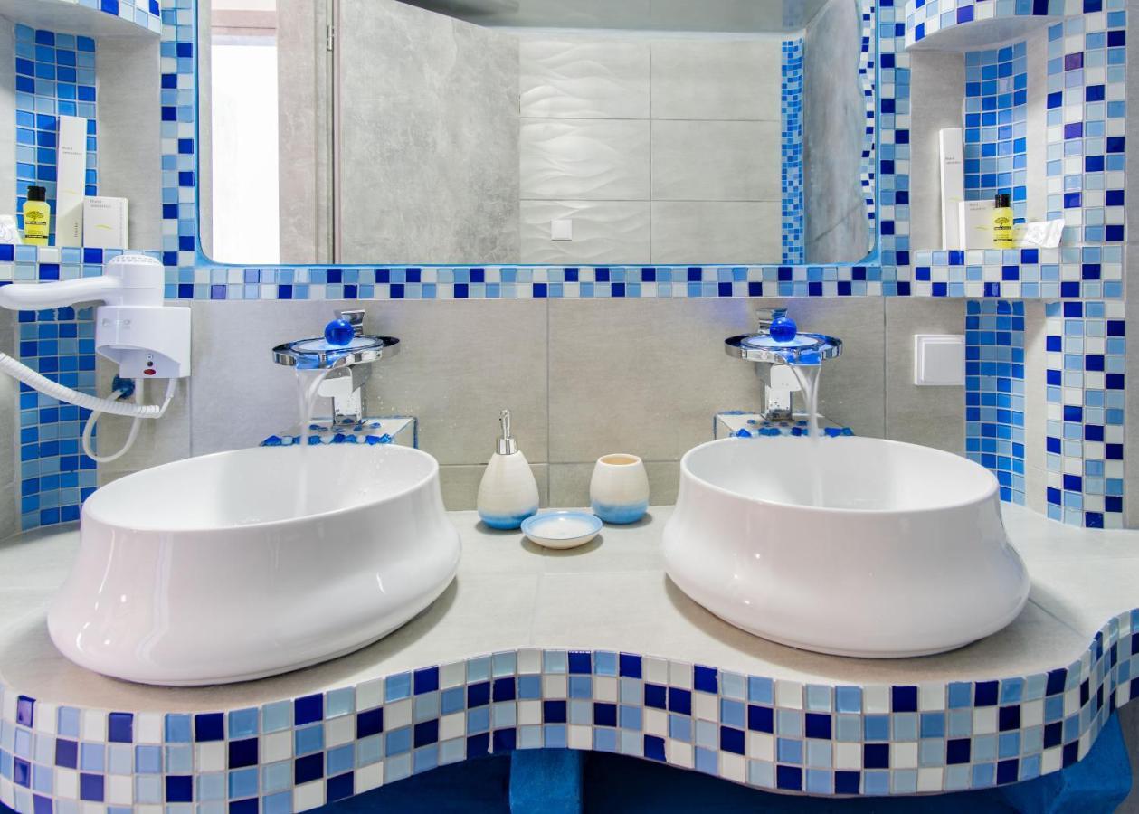 N Renieris Apartments فِروستيفاني المظهر الخارجي الصورة